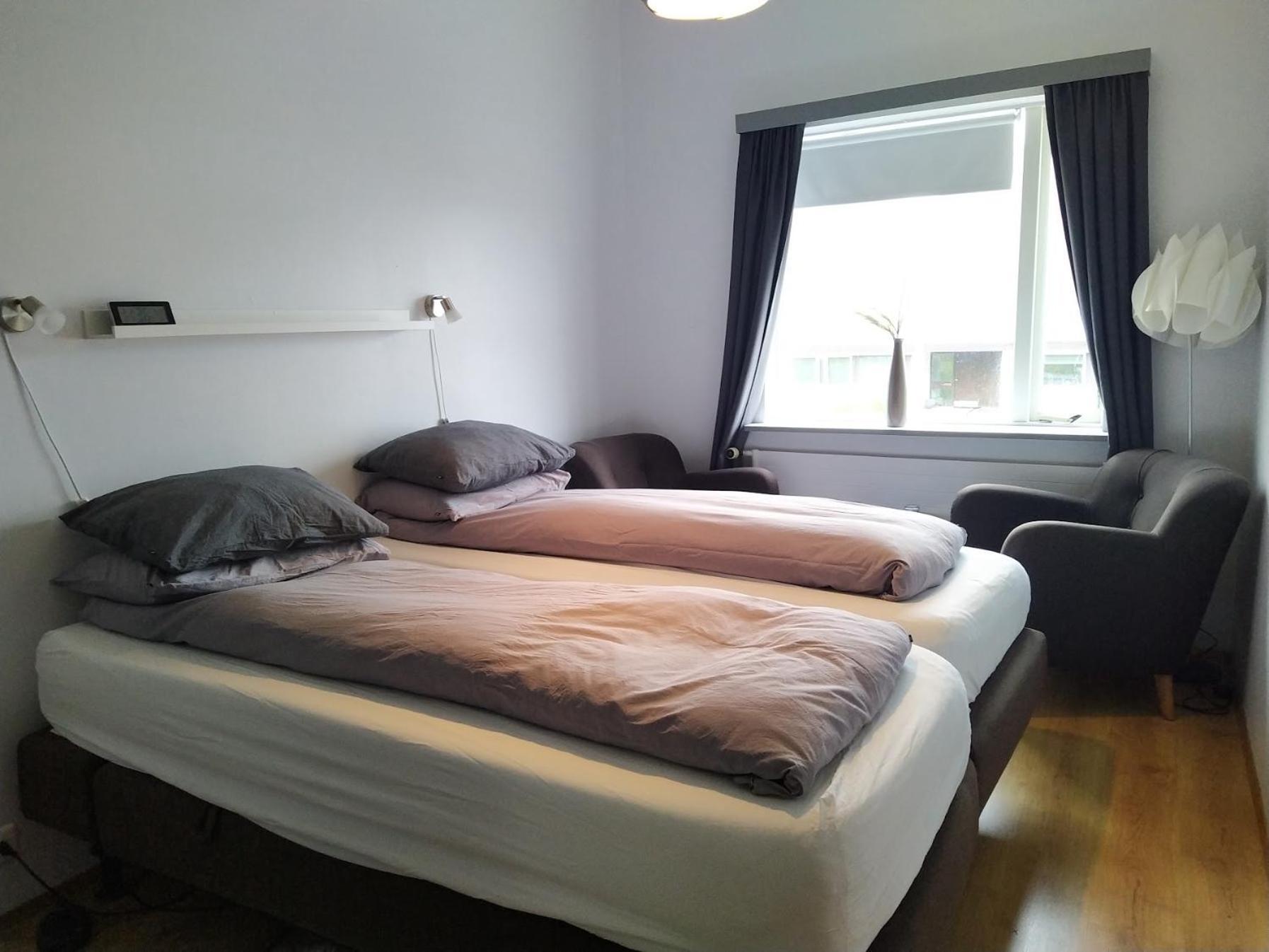 Flateyri Guesthouse מראה חיצוני תמונה